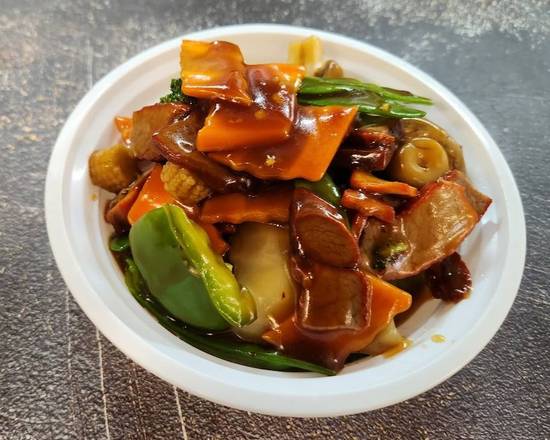 L36 Szechuan Pork 四川叉烧