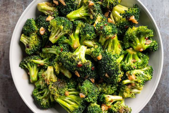 92.Broccoli in Garlic Sauce