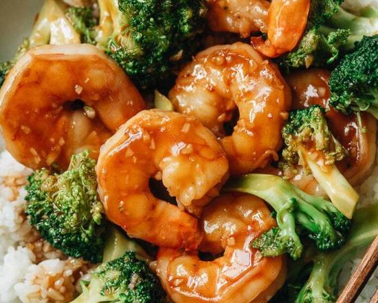 C24.Shrimp with Broccoli