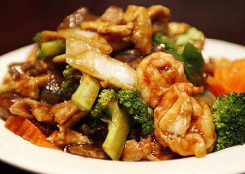 S6.Chow San Sin (Shrimp, Chicken, and Beef)