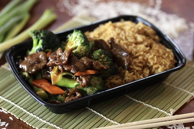 Beef with Broccoli (综) (芥兰牛)