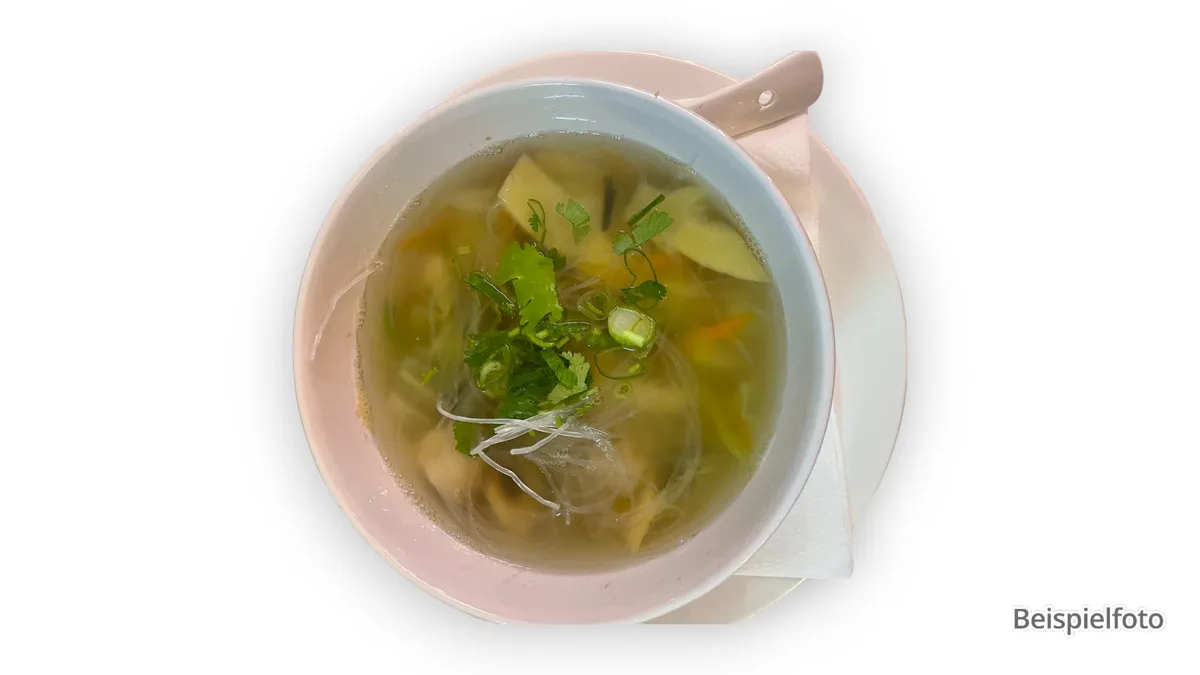 Glasnudelsuppe