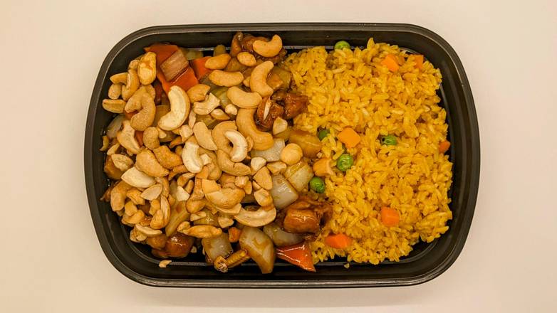 C13 Chicken w. Cashew Nuts