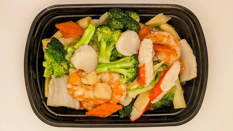 S1 Seafood Delight