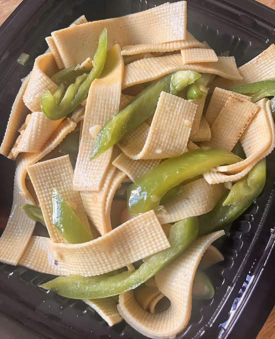 Jalapeno W/ Dry Tofu 尖椒干豆腐