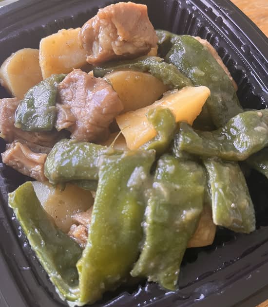 Stewed Pork Ribs W/ Green Bean 排骨烧豆角