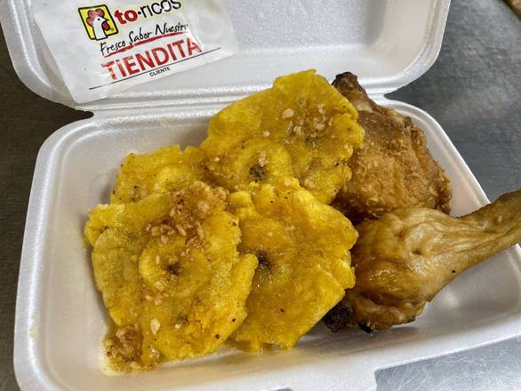 2 Presas con Tostones con Ajo