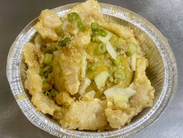 Mofongo Relleno Pescado al ajillo