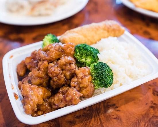 General Tso‚Äôs Chicken combo