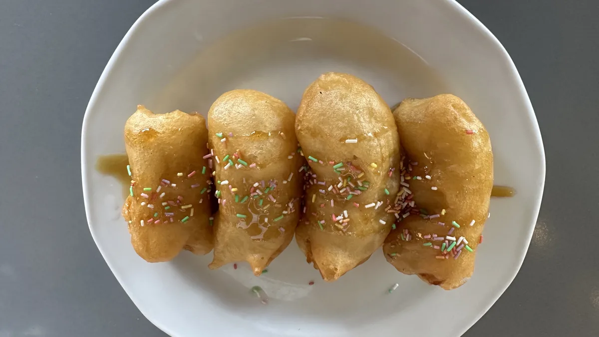 1. Friteerattua banaania