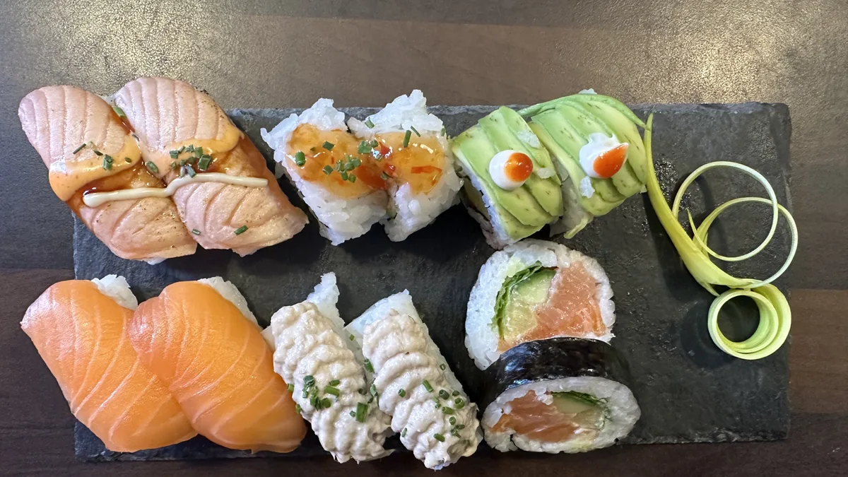 Sushi Box 4