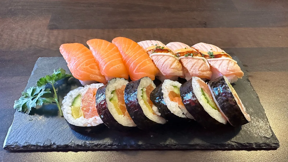 Sushi Box 5