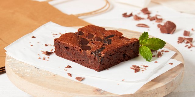 Fabulous Chocolate Chunk Brownie
