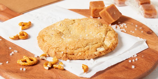 Salted Caramel Manifesto Cookie