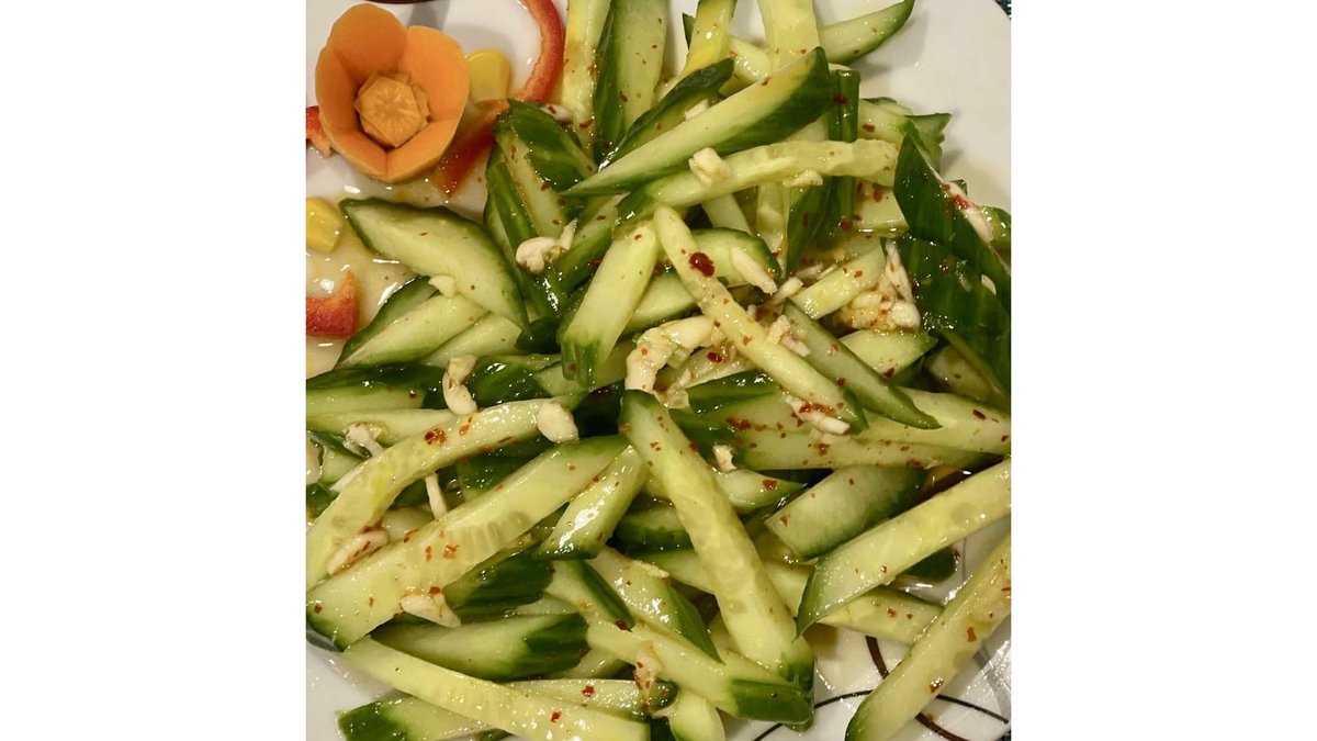 Salată de castraveți