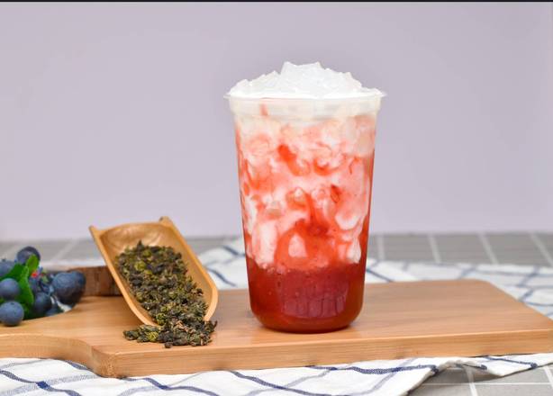 Strawberry Fresh Milk with Tapioca