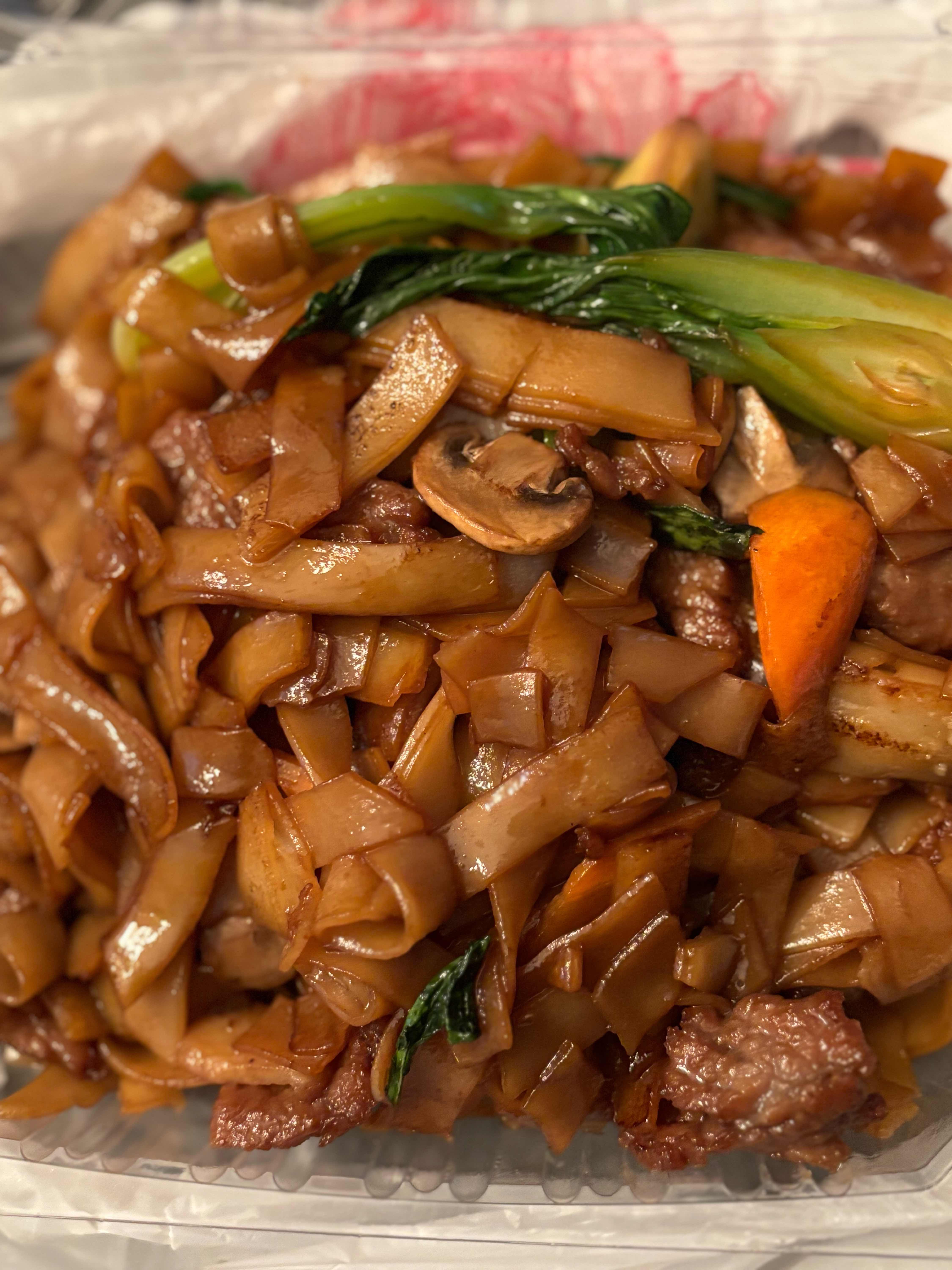 Beef Dry Chow Fun / 乾炒牛河