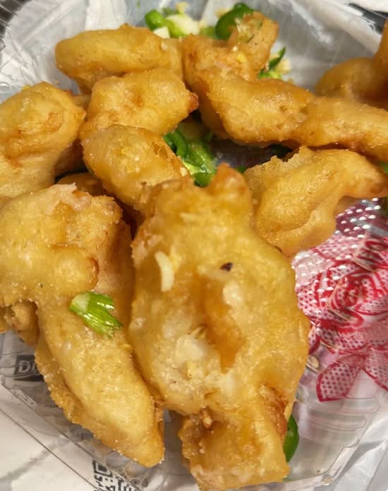 Salt and Pepper with Fish Fillet (椒鹽魚球)