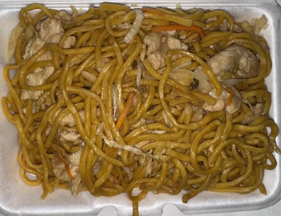 Chicken Lo Mein