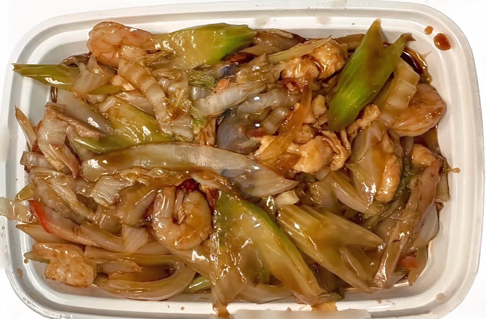 House Special Chow Mein or Chop Suey