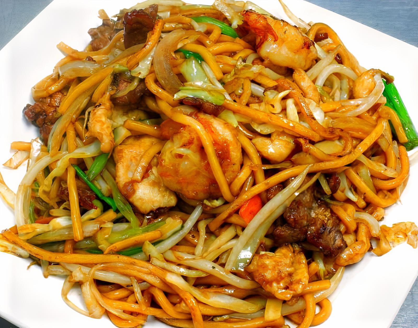 House Special Lo Mein / 本楼捞面