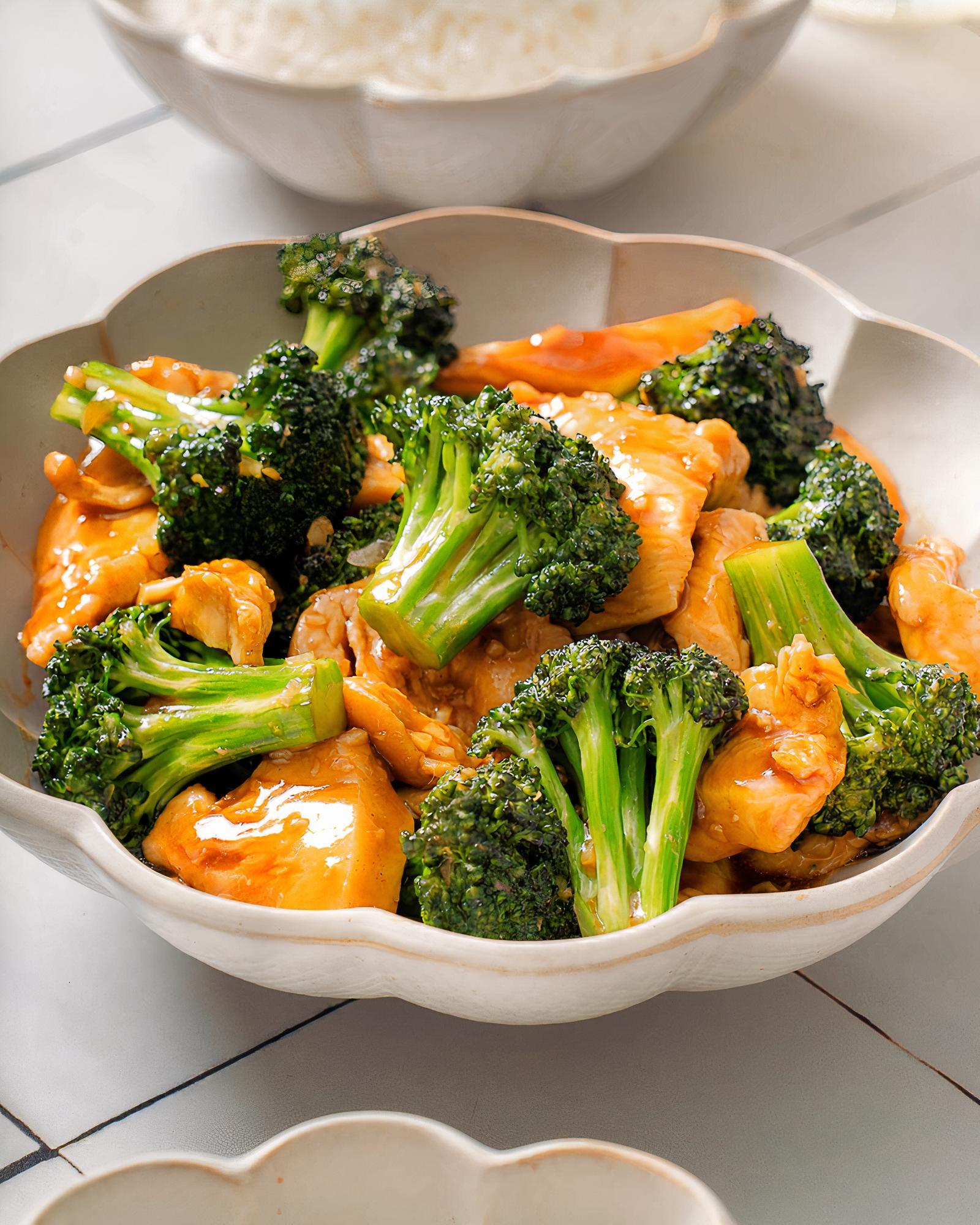 L20. Beef with Broccoli / 芥兰牛