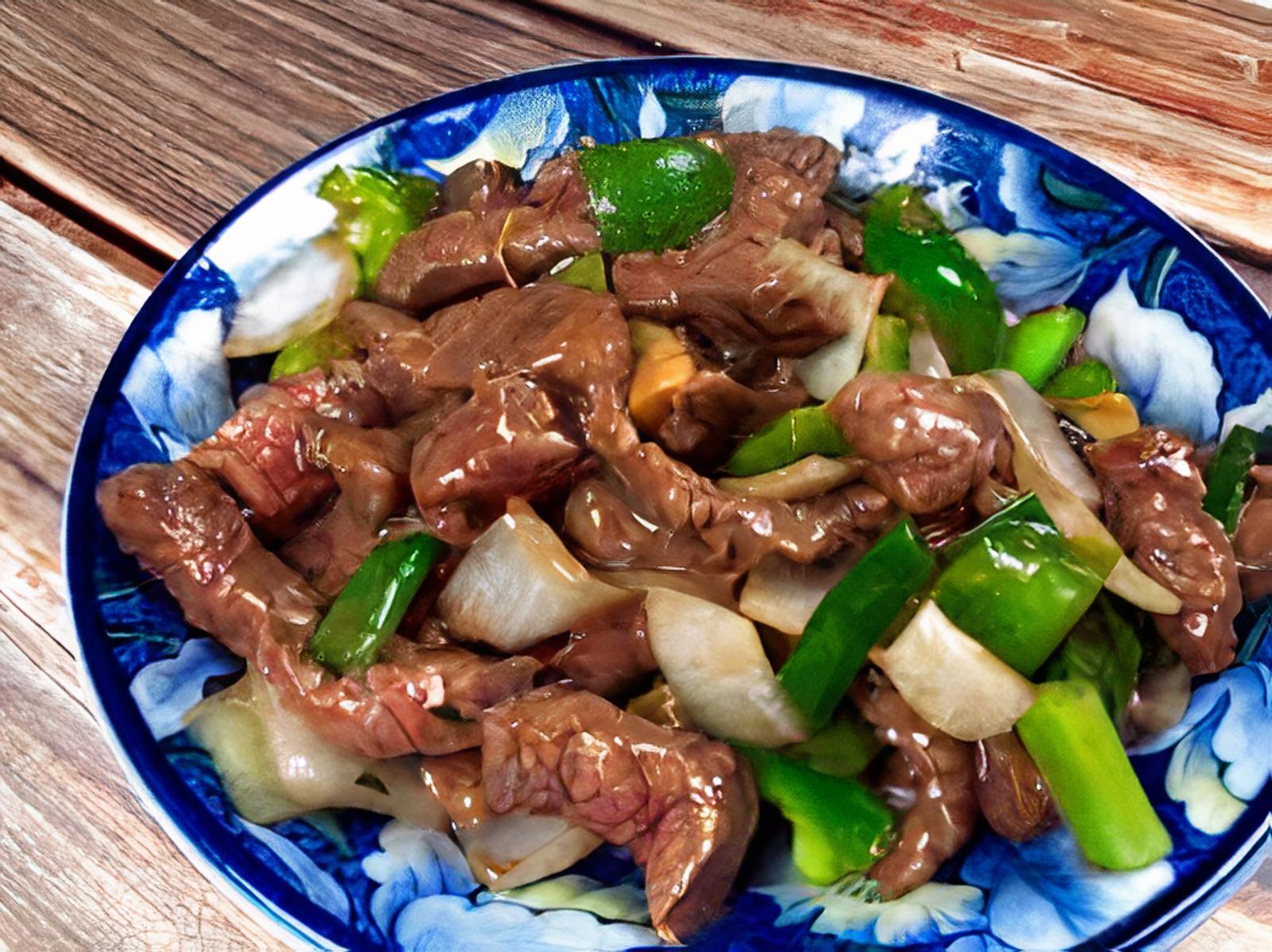 L22. Pepper Steak with Onion / 青椒牛