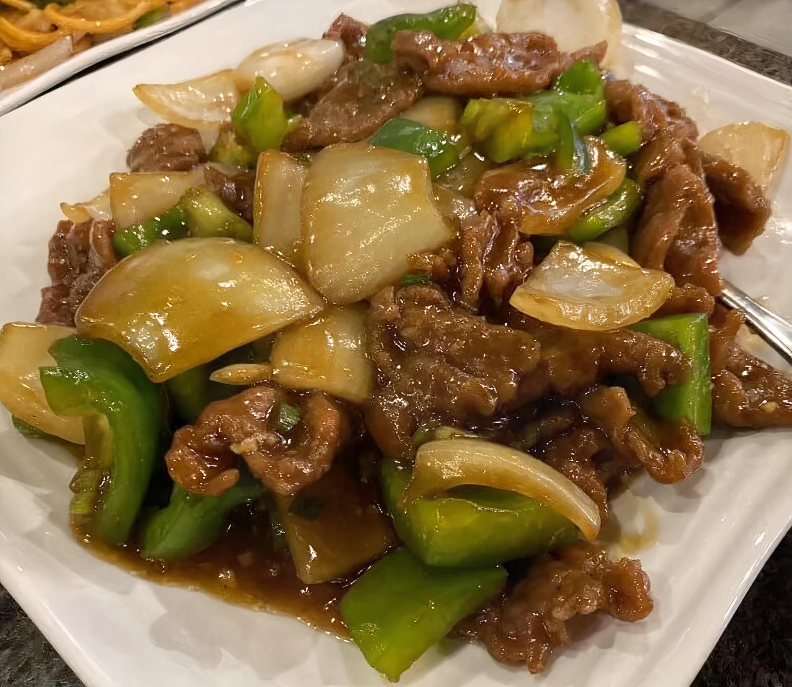 Pepper Steak with Onion / 青椒牛