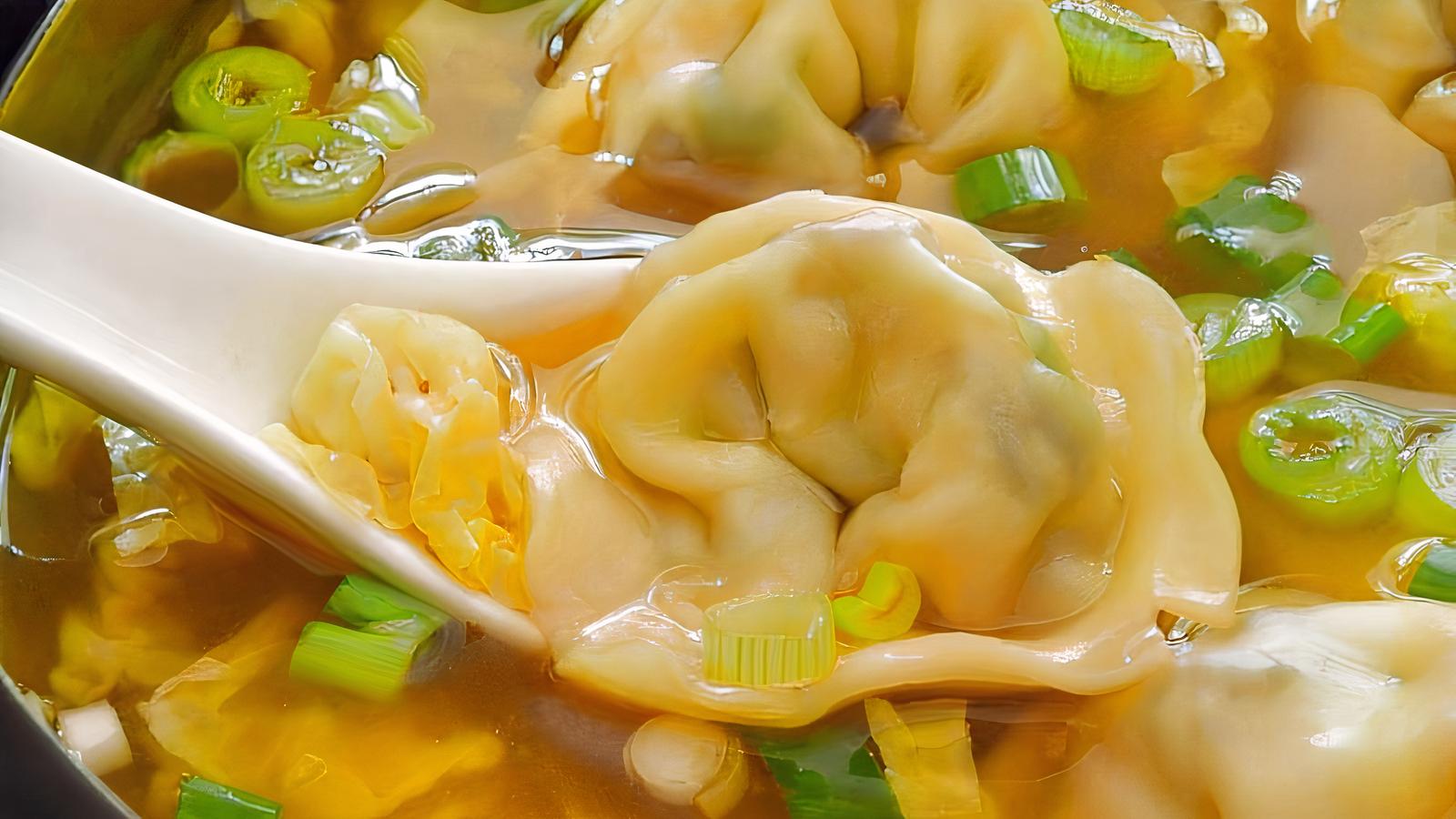 Wonton Soup / 云吞汤
