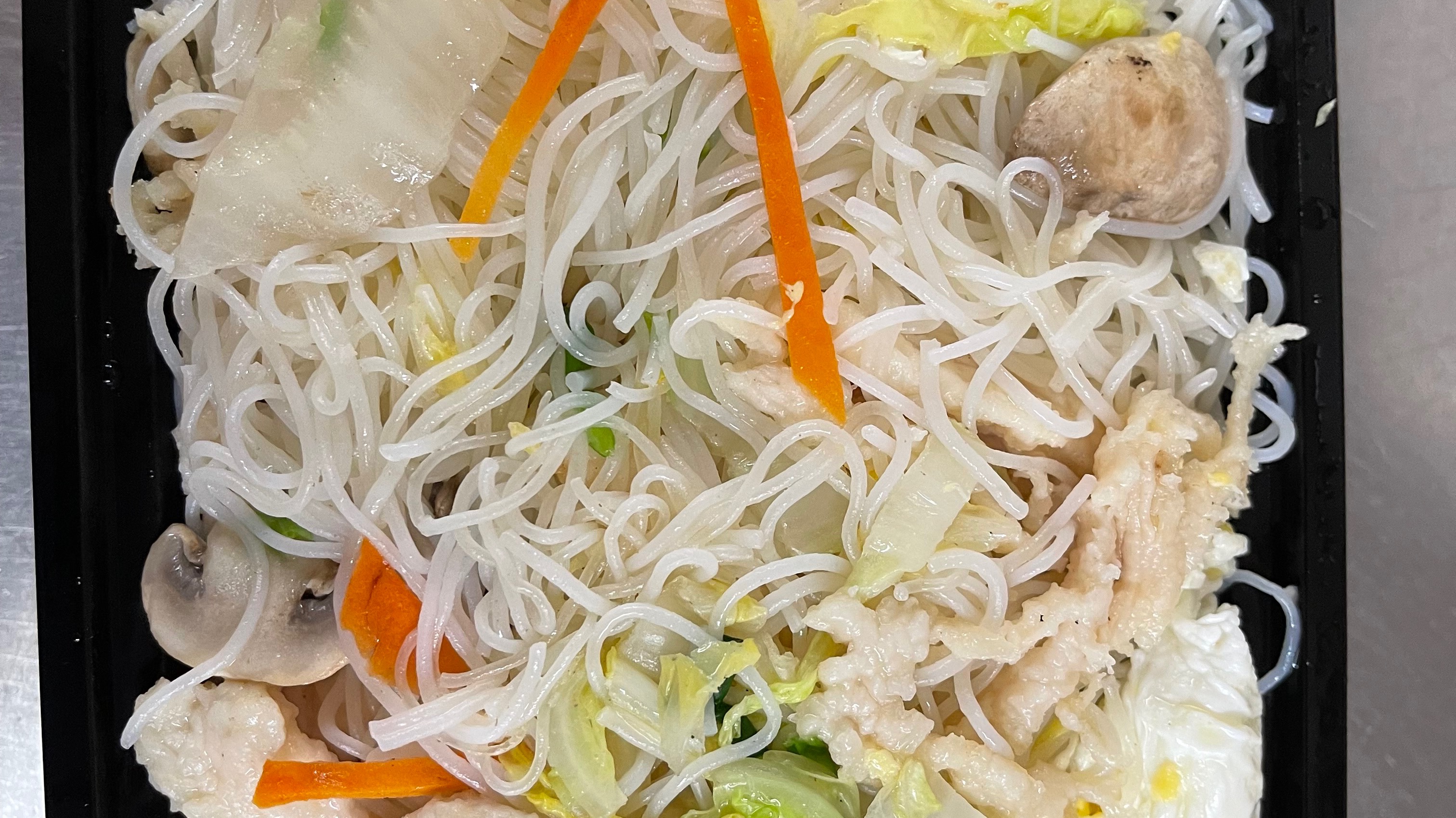 Chicken Chow Mei Fun / 雞米粉