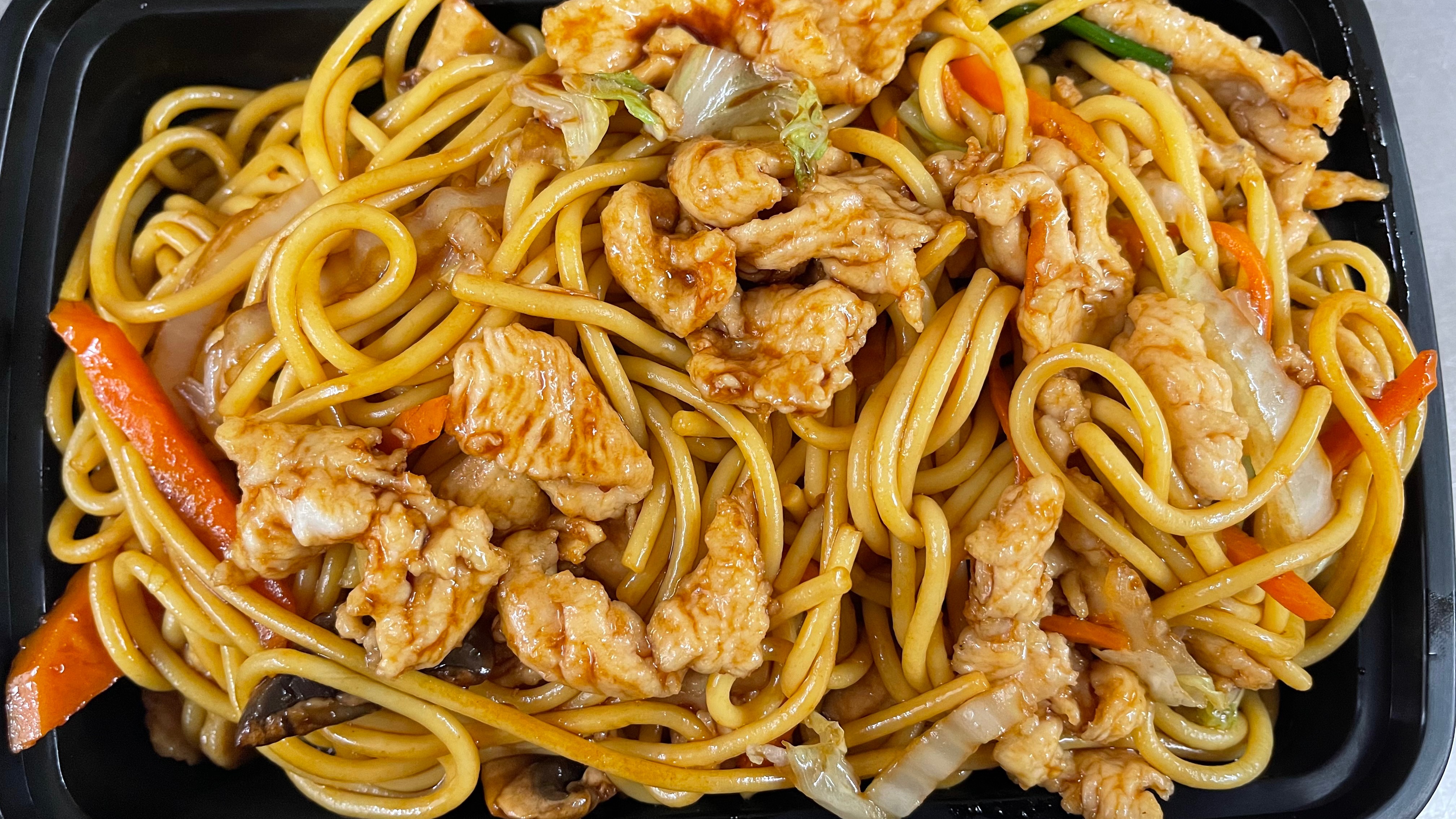 Chicken Lo Mein (S) / 雞捞面小份