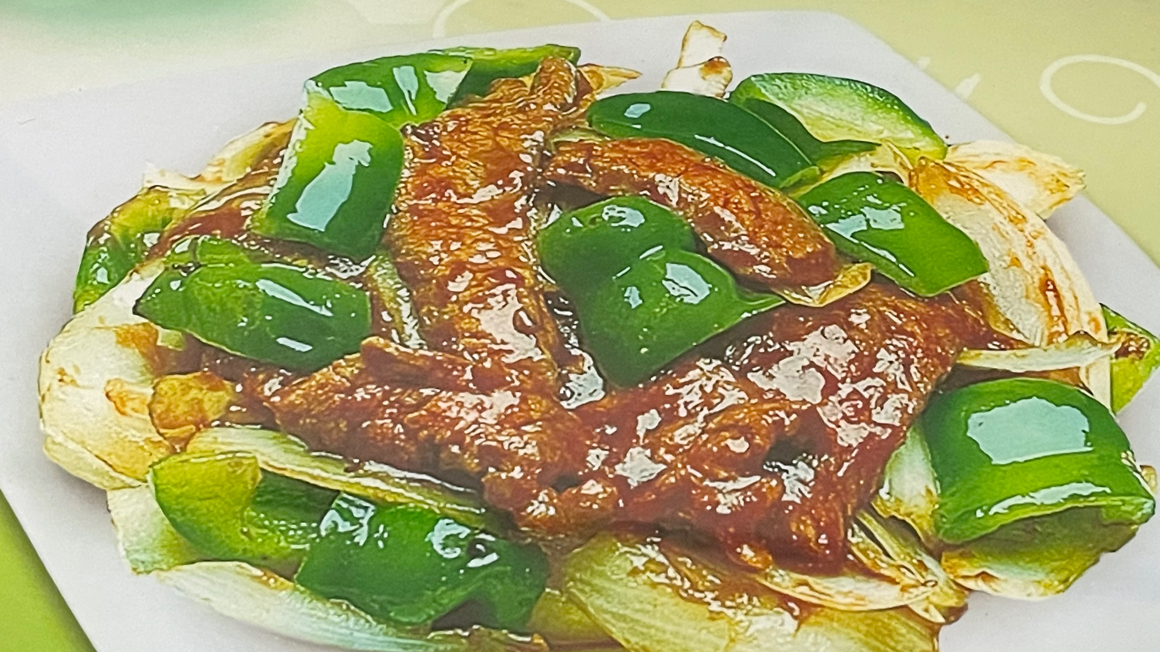 Pepper Steak with Onion / 青椒牛