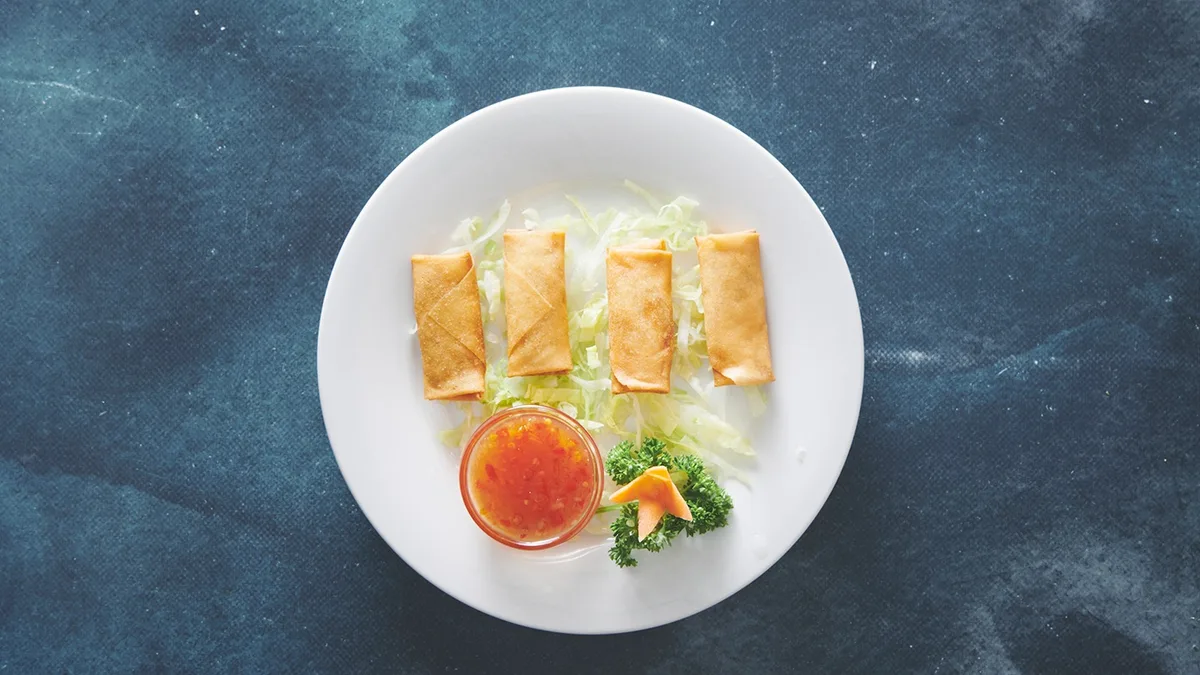 B2. Minifårsruller Med Sød-Chili Sauce (5 stk)