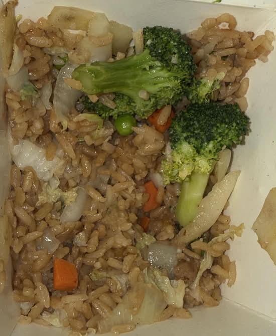 菜炒飯 21. Vegetable Fried Rice (Qt)