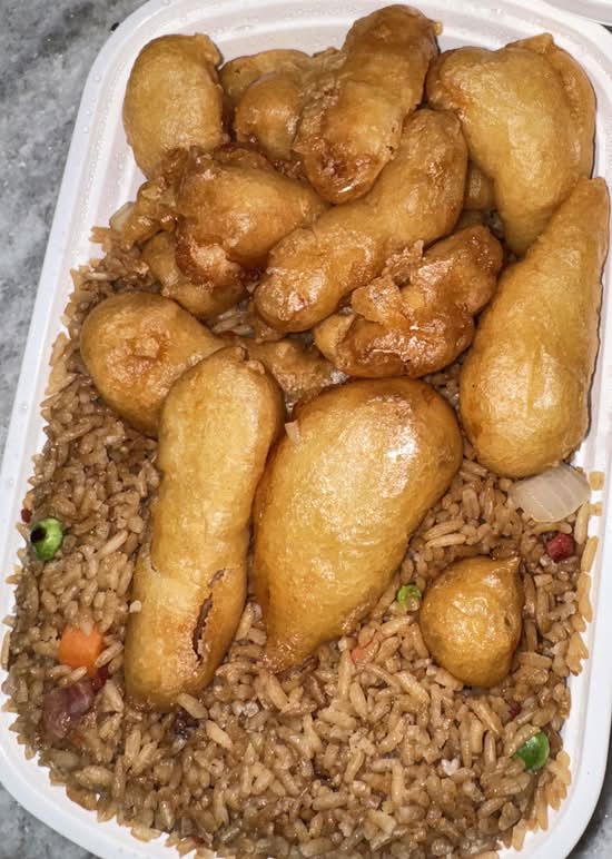 甜酸雞或肉 C11. Sweet and Sour Chicken or Pork
