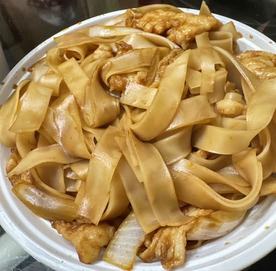 Chicken Chow Fun
