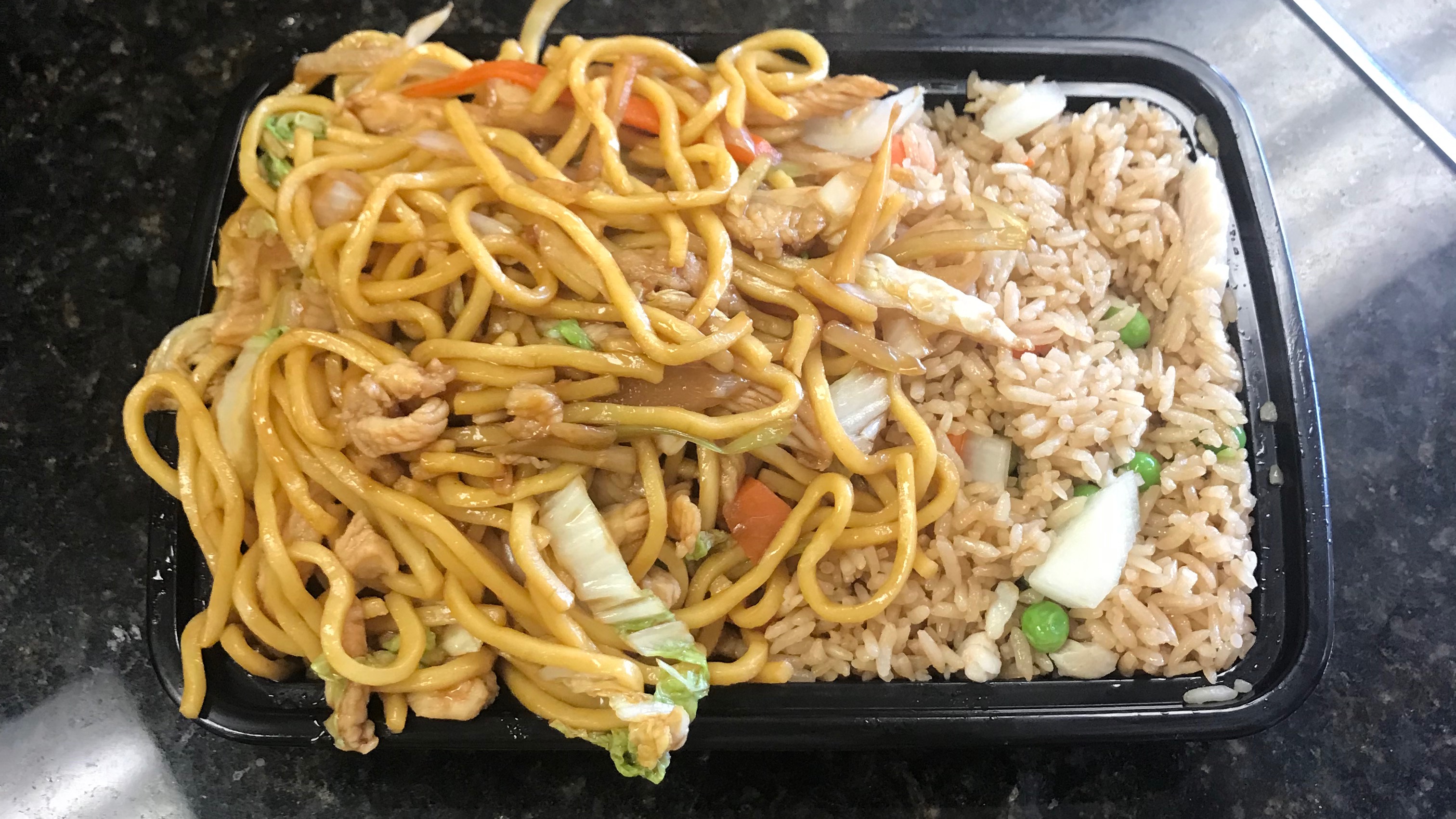 C8. Chicken Lo Mein