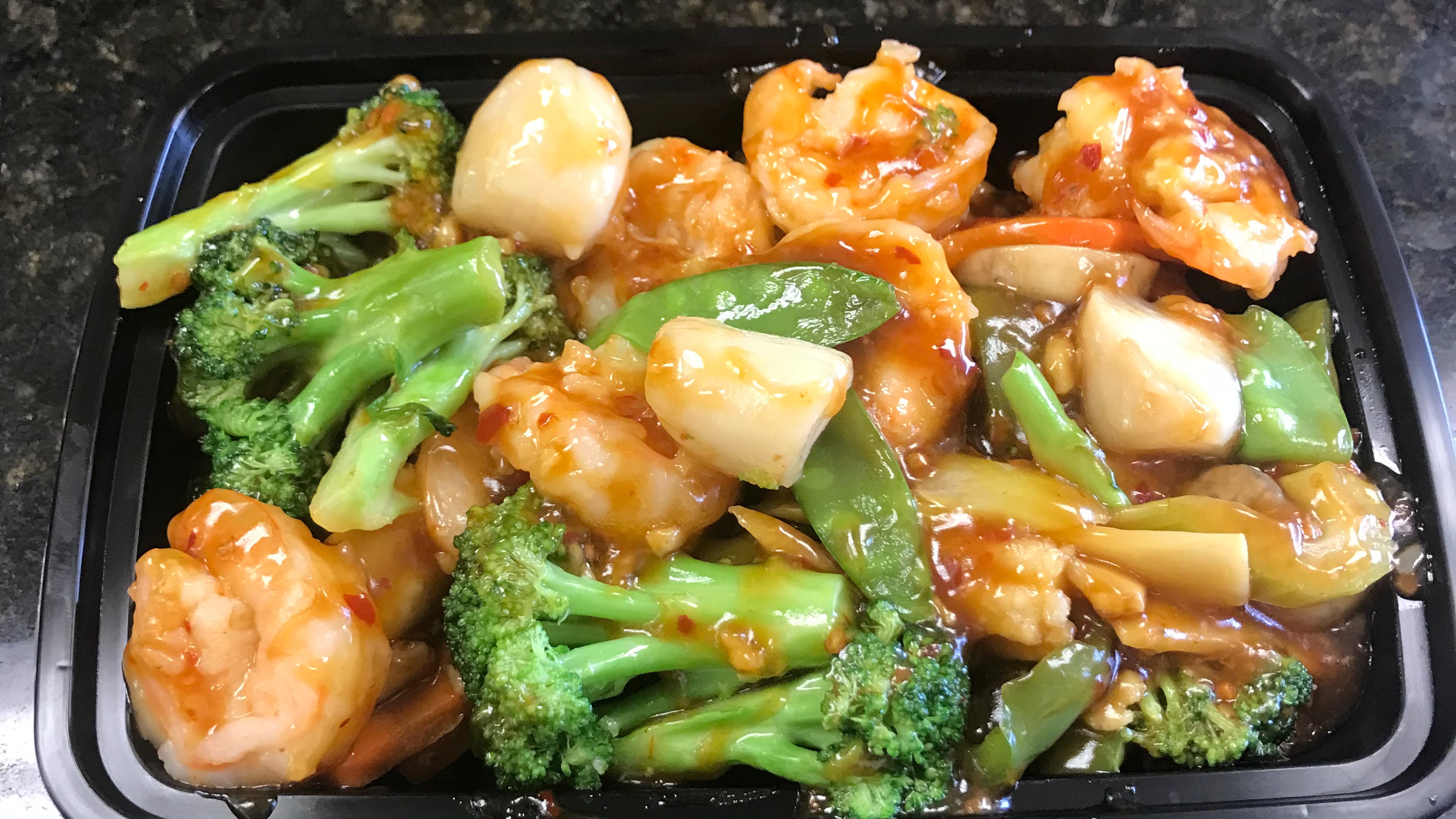 S10. Shrimp and Scallop with Garlic Sauce