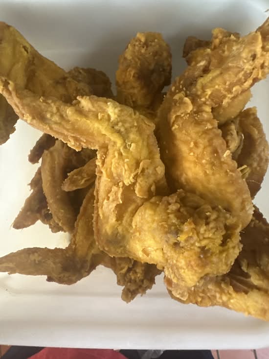 Fried Chicken Wings (4 pcs)