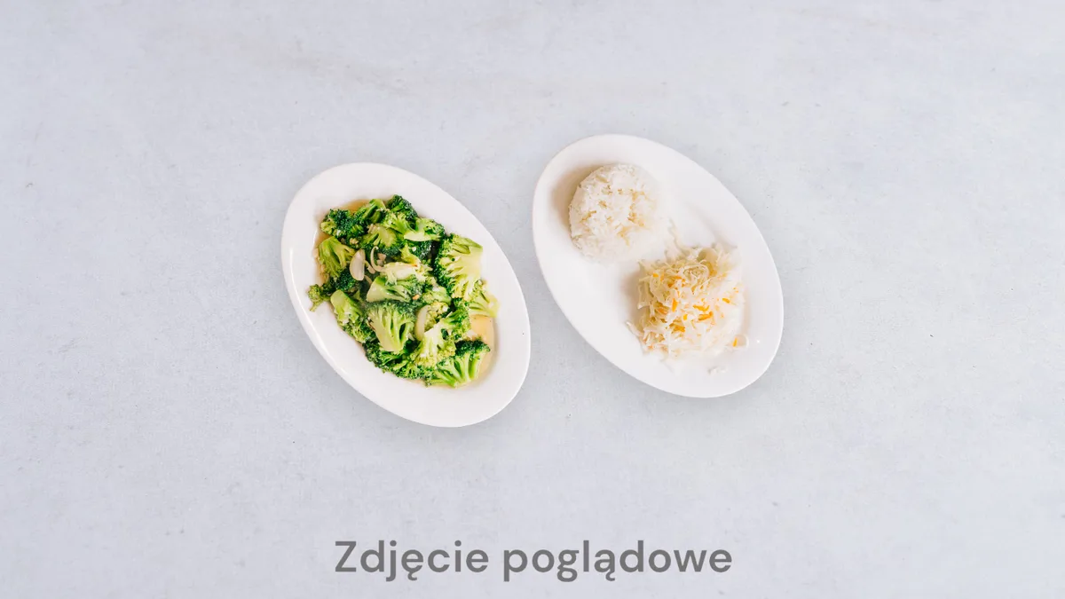 Duszone brokuły w sosie