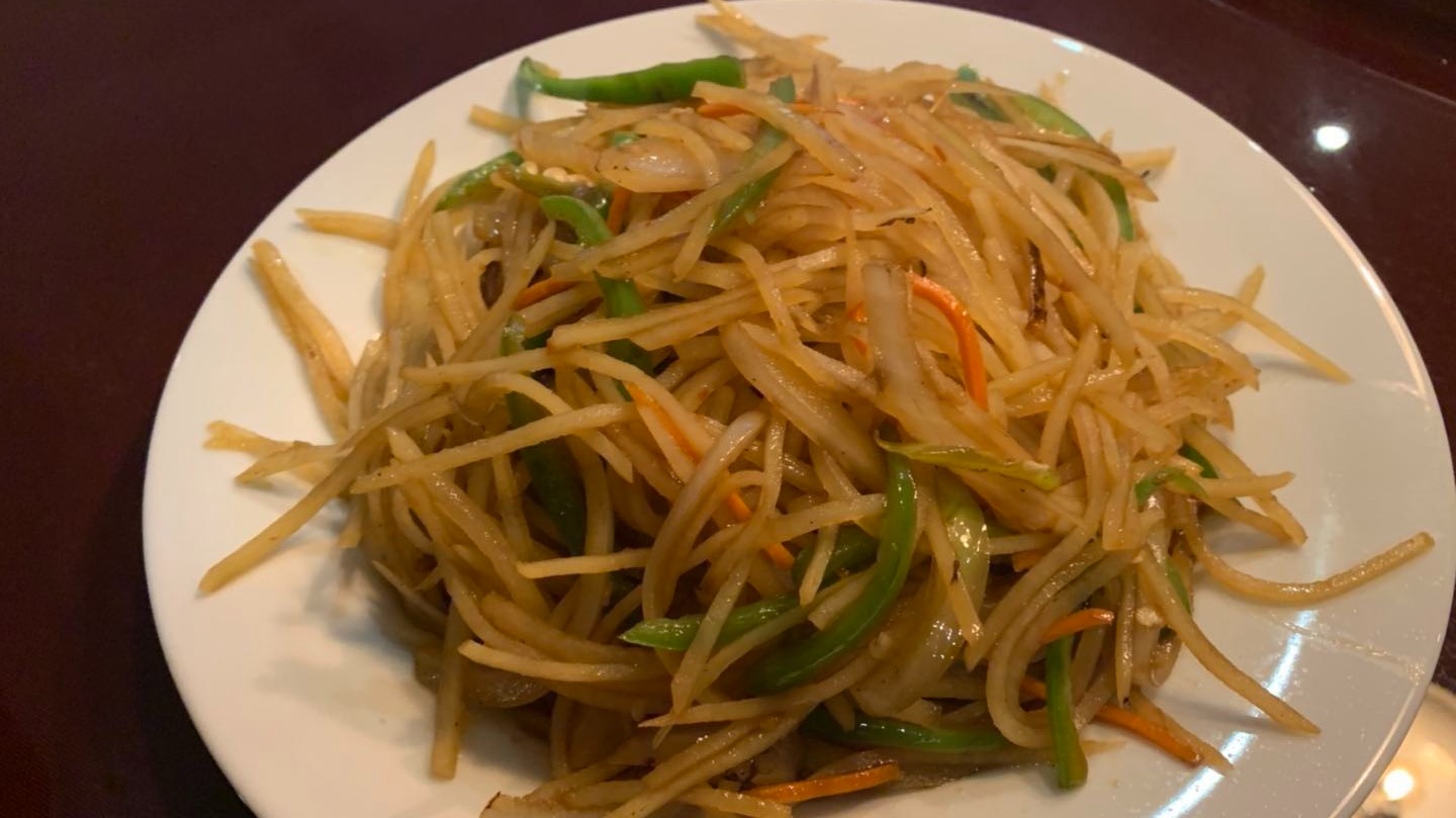 酸辣土豆絲 Hot and Sour Shredded potatoes