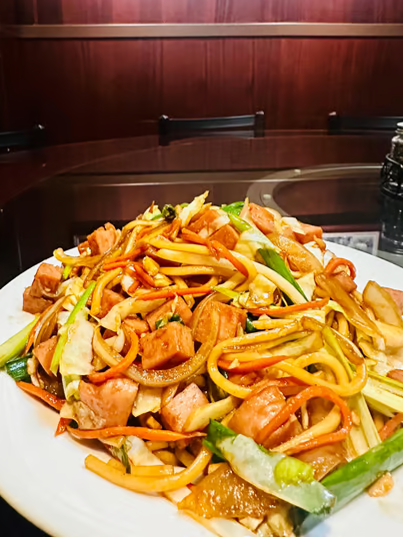 23. Spam Lo Mein 午餐肉炒面 大 (NEW)