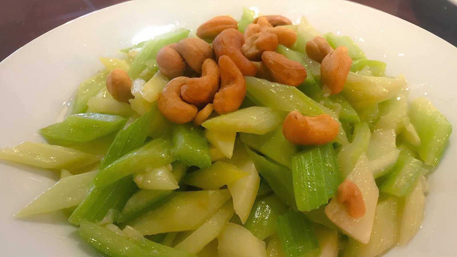 Celery with Cashew 腰果西芹