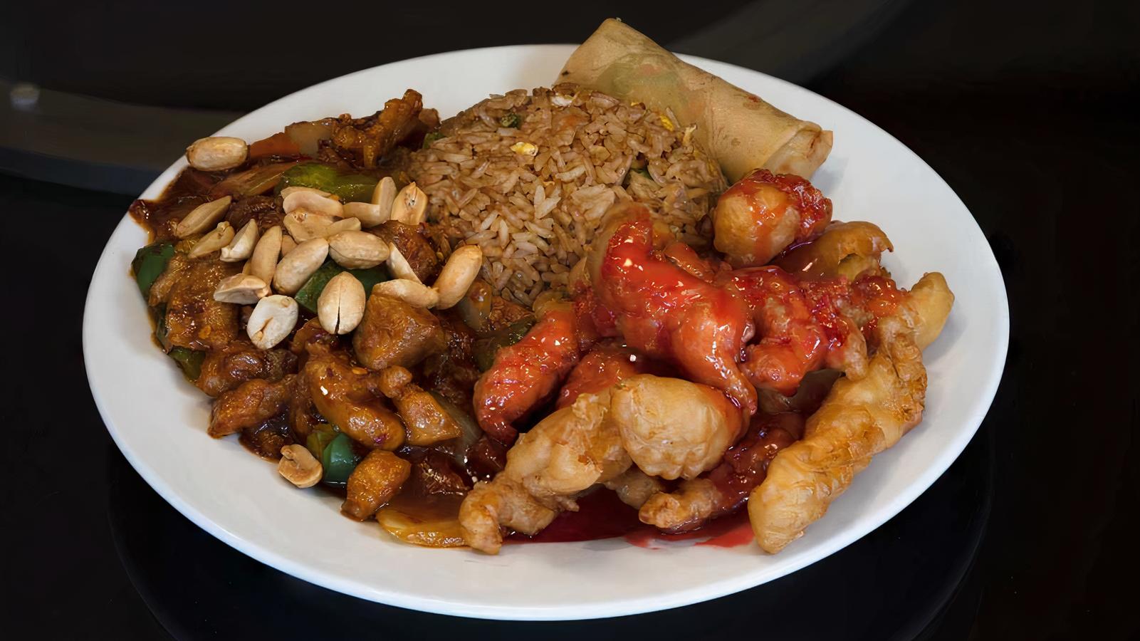 D6. Kung Pao Chicken and Sweet and Sour Pork Combo 宫保鸡 - 甜酸猪 - 套餐