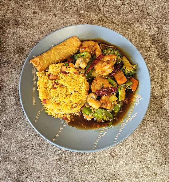 C28. Hunan Shrimp