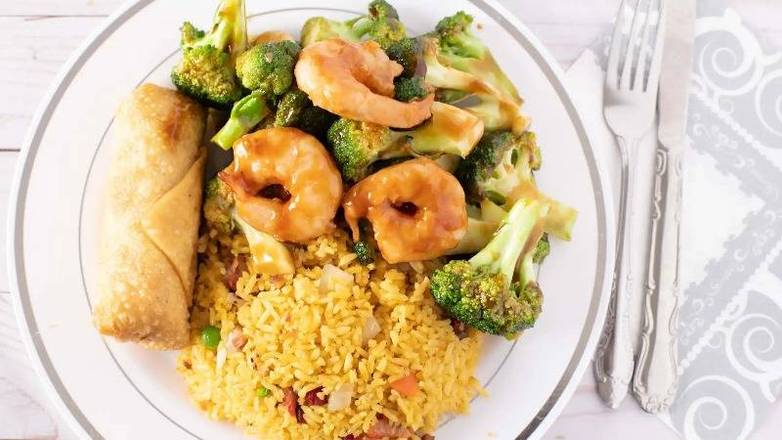 C7. Shrimp with Broccoli