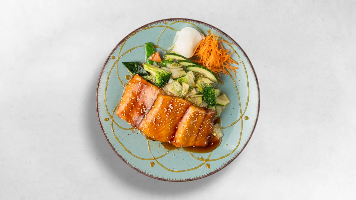 Flaky Lachs Teriyaki