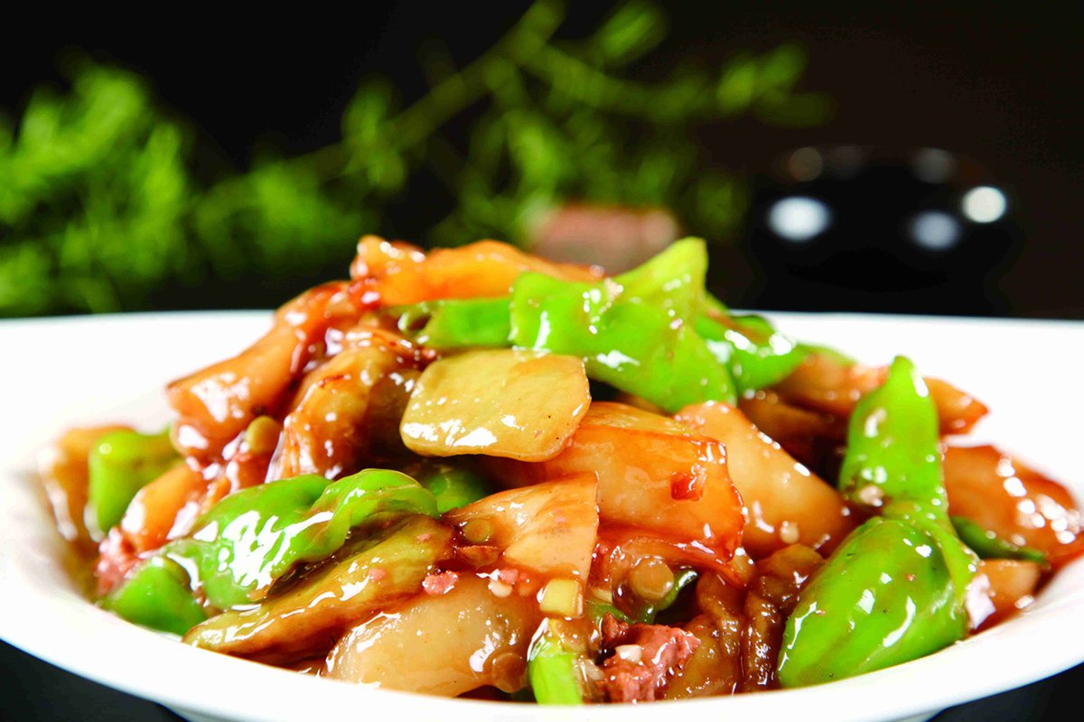 Braised eggplant in Brown Sauce
