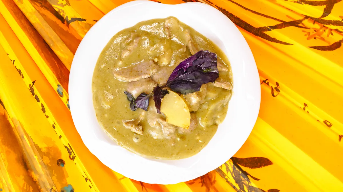 Green Thai Curry with Meat