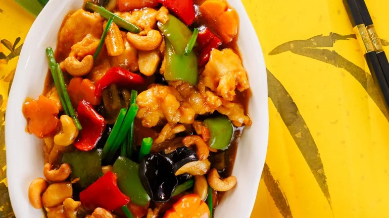 Hong Kong Style Cashew Nut Chicken